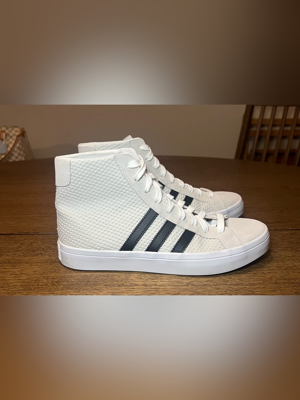 Adidas Court Vantage Mid Women's Size 8.5 Gray White Athletic Shoes Sneakers